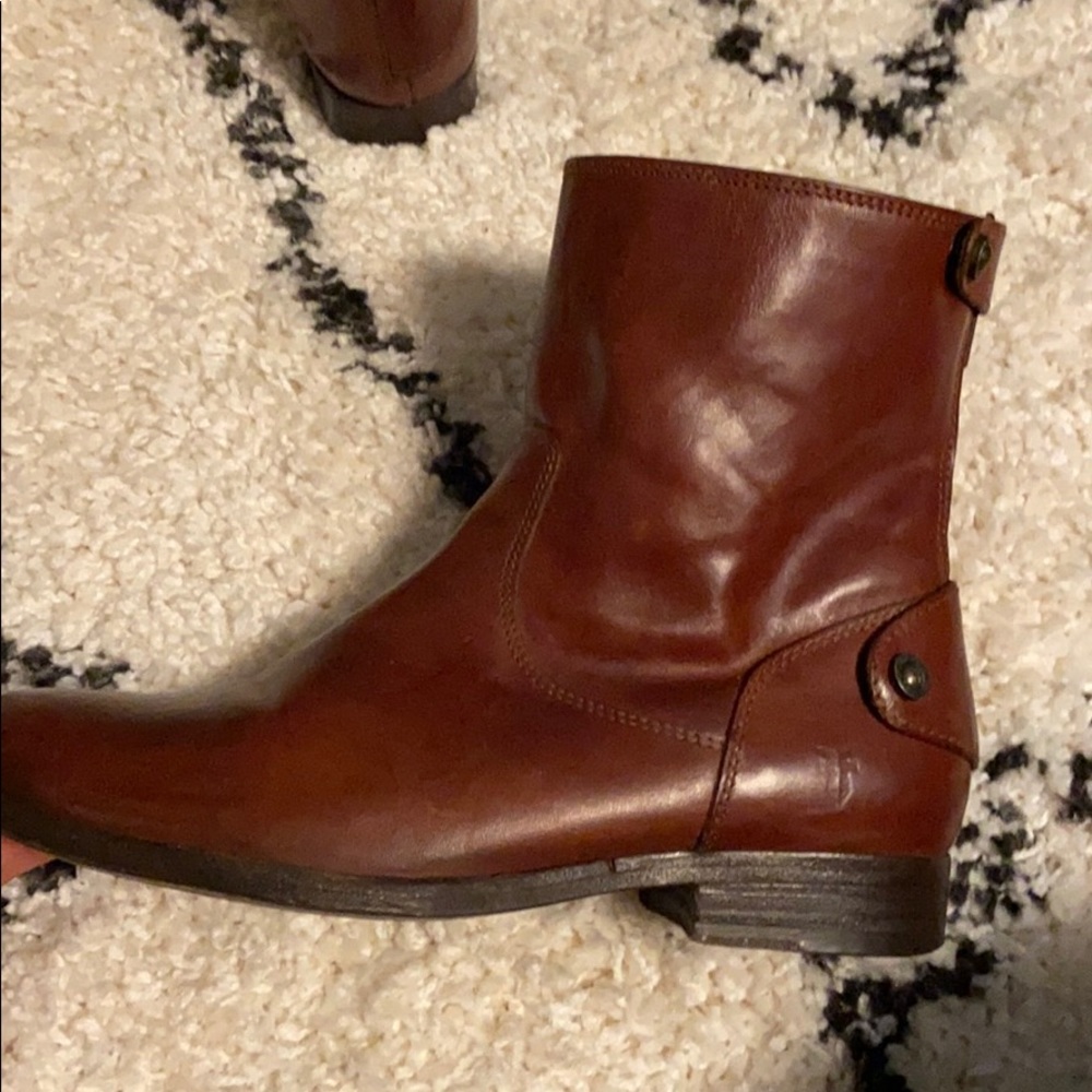 Booties - Picture 5 of 6